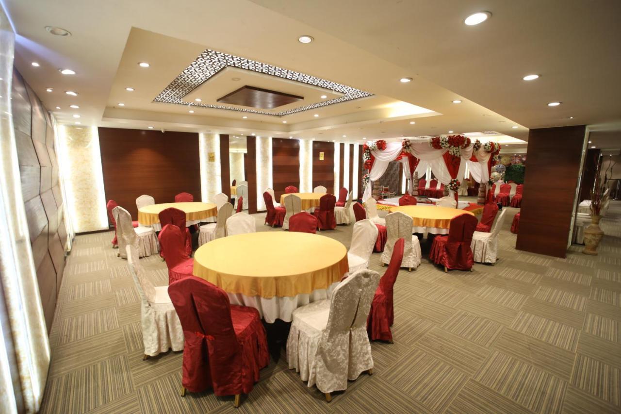 The Byke Suraj Plaza Pure Veg, Thane Exterior foto