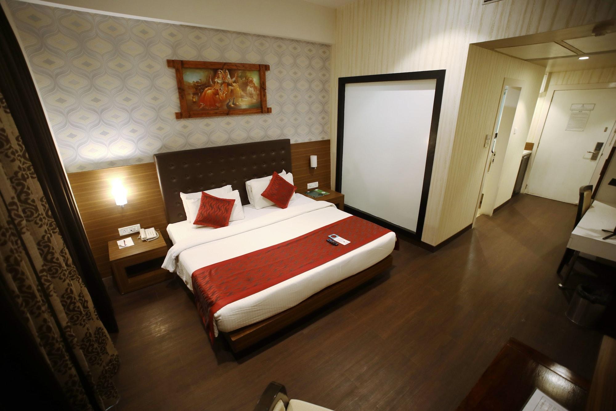 The Byke Suraj Plaza Pure Veg, Thane Exterior foto