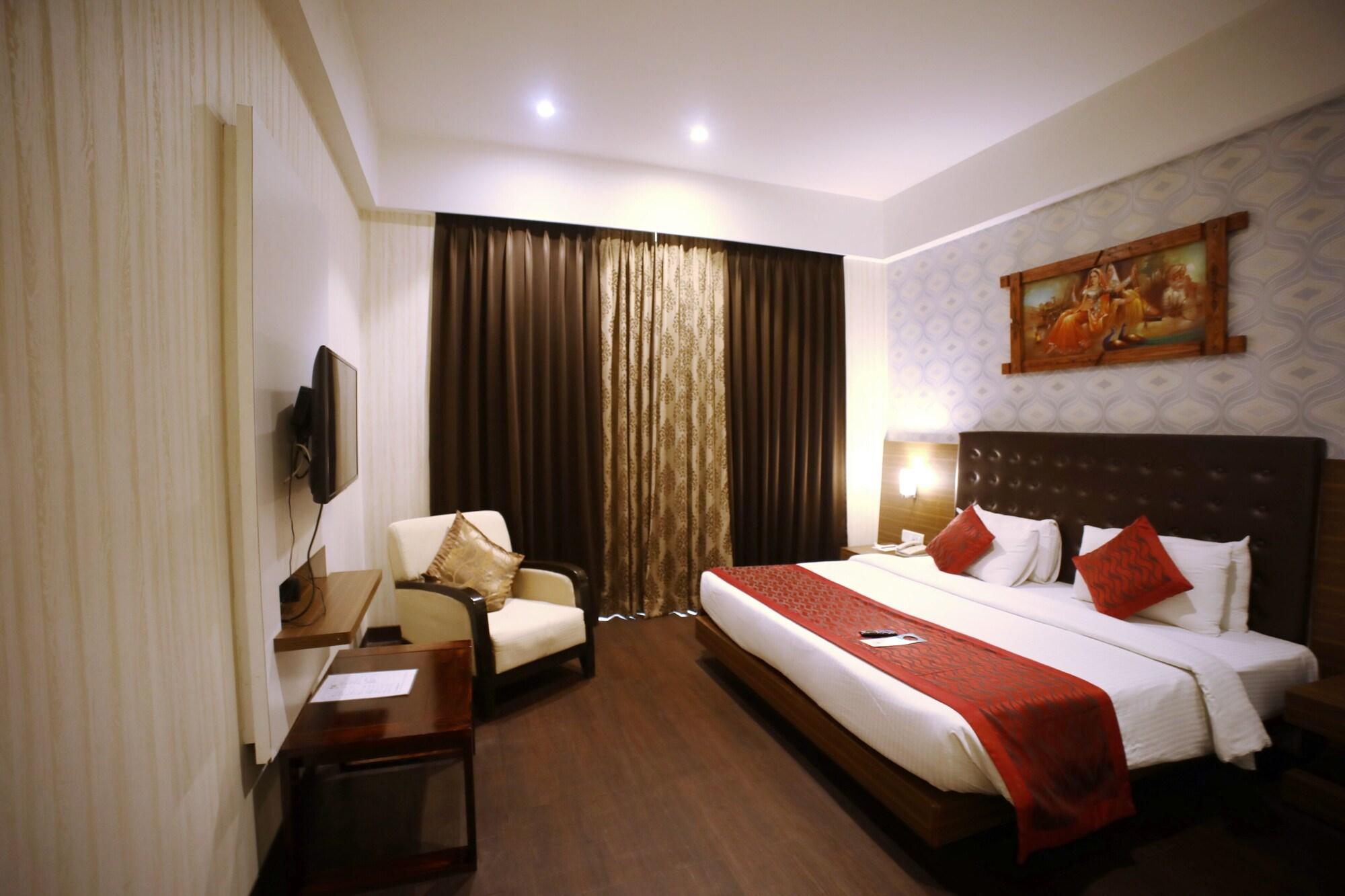 The Byke Suraj Plaza Pure Veg, Thane Exterior foto